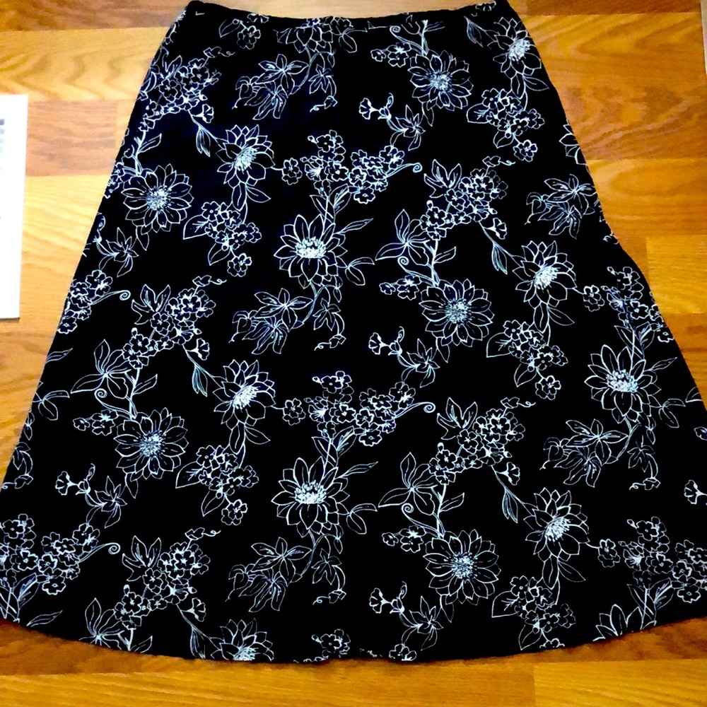 Sag harbor circle skirt